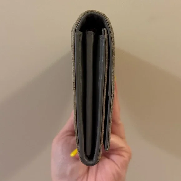 Miu Miu - Taupe Crocodile Embossed Wallet - Picture 6 of 9